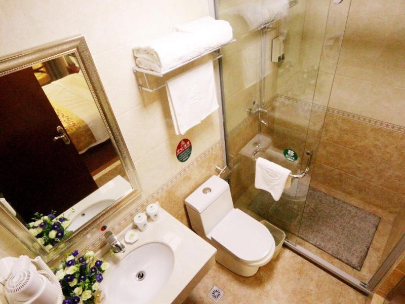 Greentree Inn Zhejiang Jiaxing West Zhongshan Road Vintage Car Building Express Hotel Bagian luar foto