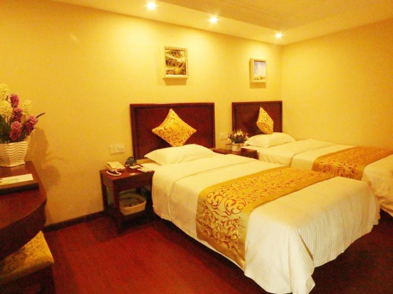 Greentree Inn Zhejiang Jiaxing West Zhongshan Road Vintage Car Building Express Hotel Bagian luar foto
