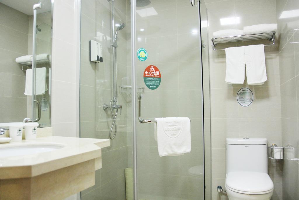 Greentree Inn Zhejiang Jiaxing West Zhongshan Road Vintage Car Building Express Hotel Bagian luar foto